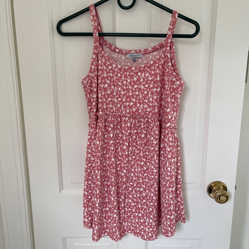 Pink and white flower maternity shirt